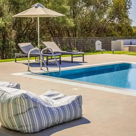 Agia Pelagia Sleeps 6 Pool Air Con T778938