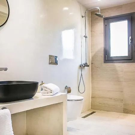 Agia Pelagia Sleeps 6 Pool Air Con T778938 *